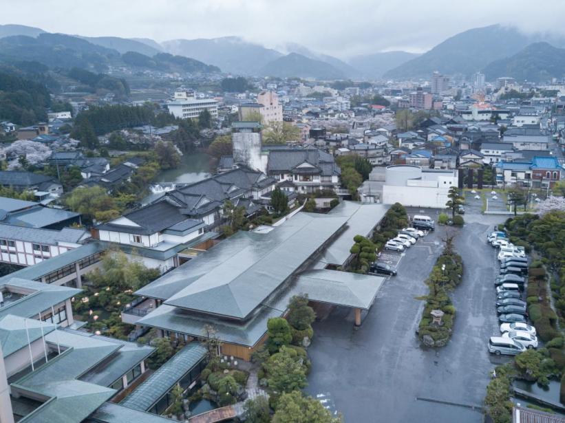 Wataya Besso Hotel Ureshino Buitenkant foto