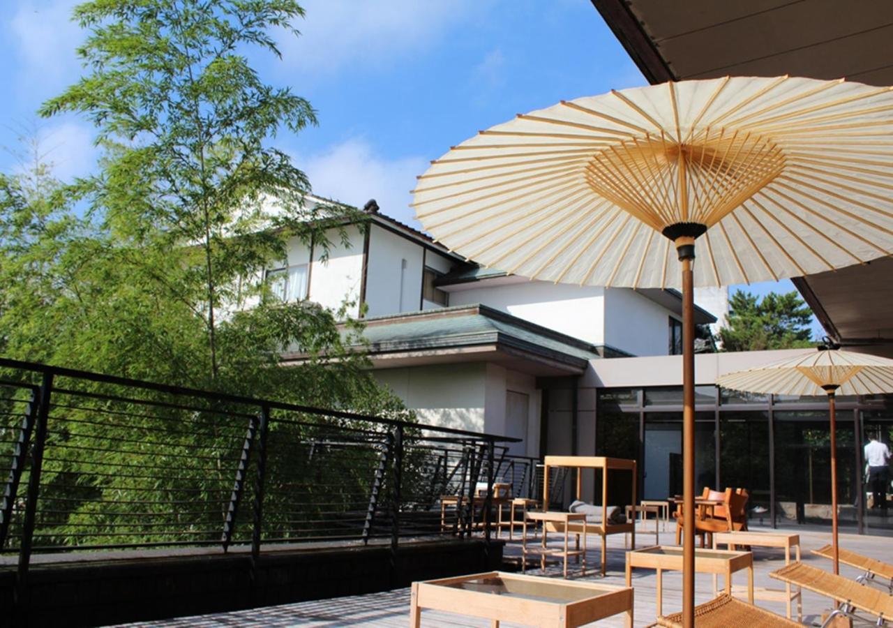 Wataya Besso Hotel Ureshino Buitenkant foto